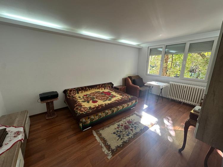 Apartament 2 camere în zona Berceni