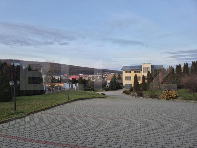 Casa de vanzare in Corunca, ideala pentru 2 familii sau pensiune