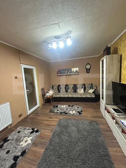 Apartament 2 camere, 44 mp, zona Moreni