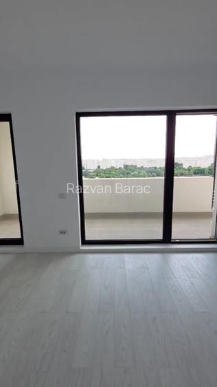 Închiriez 2 camere, vedere lac, bloc 2025, clasa A, AC, parcare, SunLake - 9
