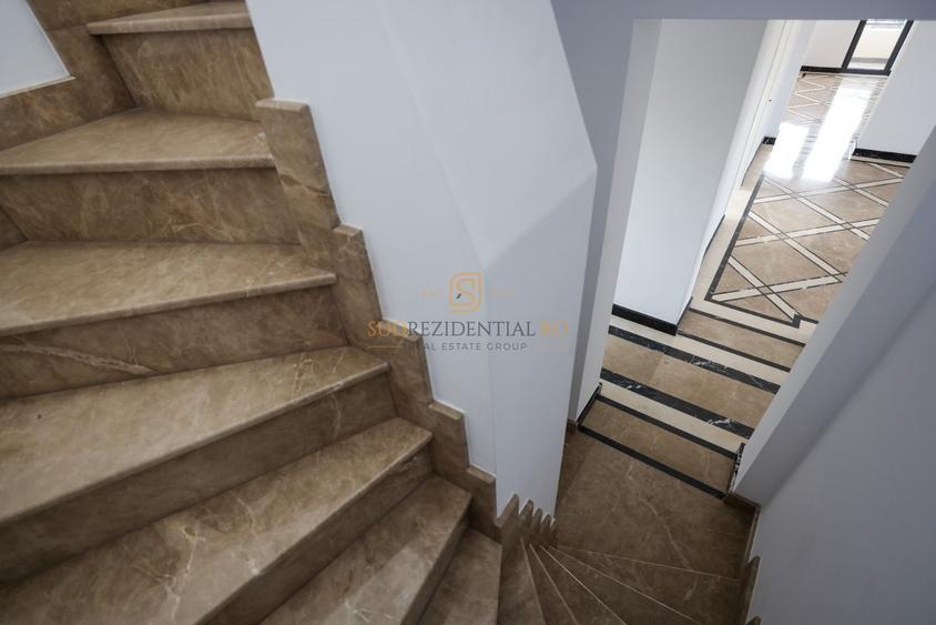 Apartament tip duplex, ideal birouri, 7 camere, Zona Parcul Carol