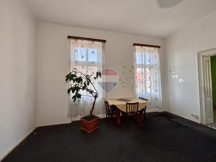 Apartament vila Gothic Revival, str. Banatului, nr. 5 Sibiu