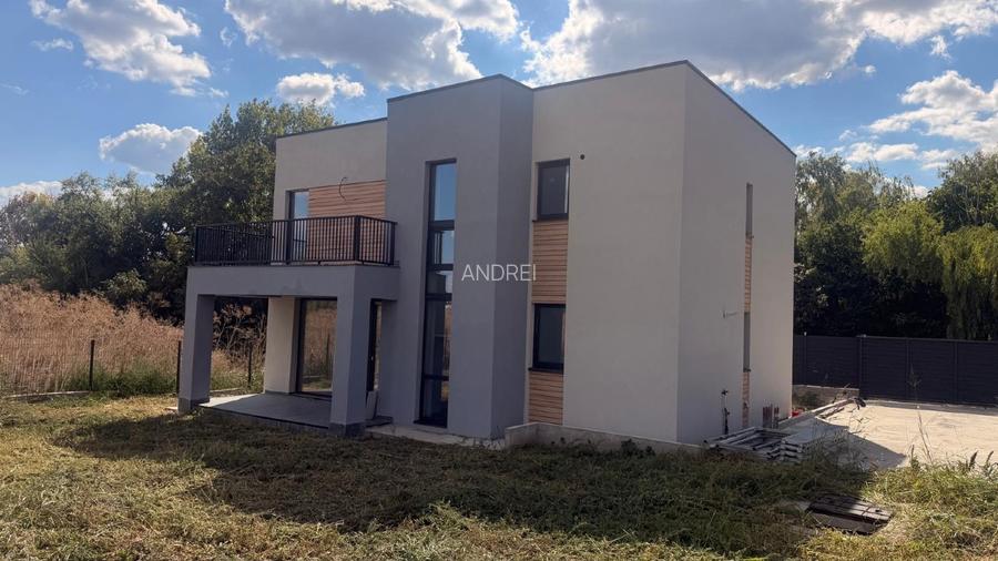 Casă finisată cu vedere la lac, 5 camere și teren de 526 mp – Corbeanca - 13