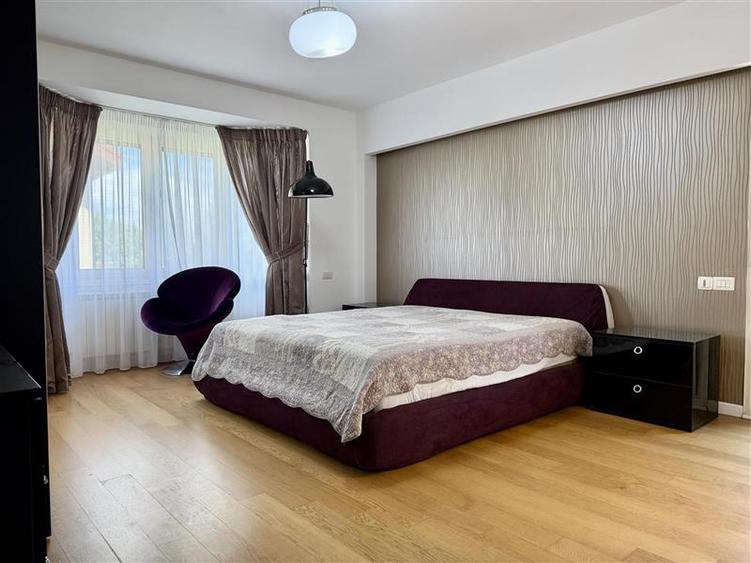 Vila premium cu lift interior, 7 dormitoare si curte proprie I Pipera