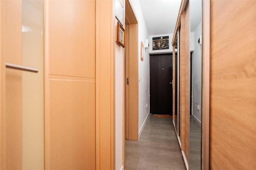 Apartament o camera decomandat- Editurii, Lunca Cetatuii