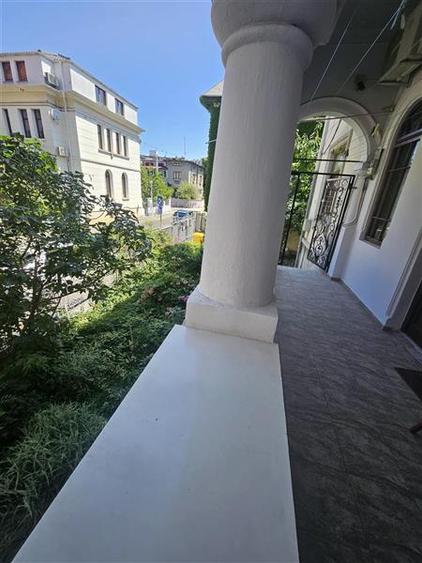 Vila Cotroceni Palat Curte Libera 417mp