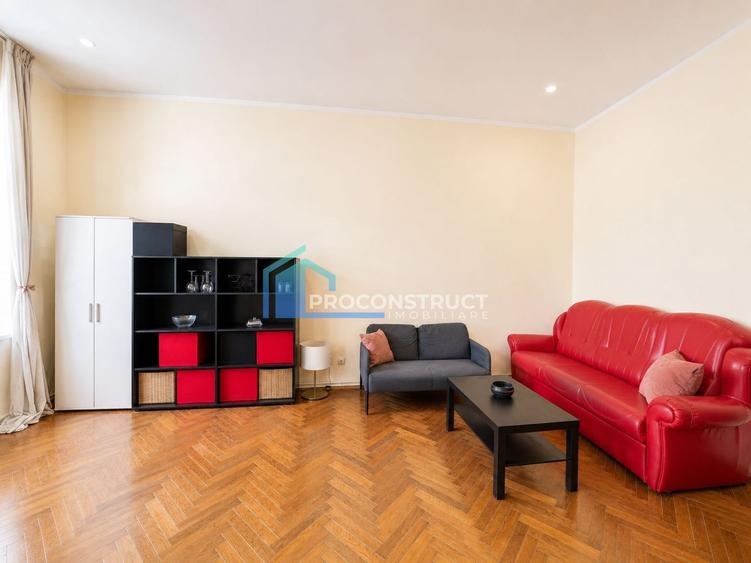 Apartamet 2 cam renovat, ultracentral, parcare privata, comision 0