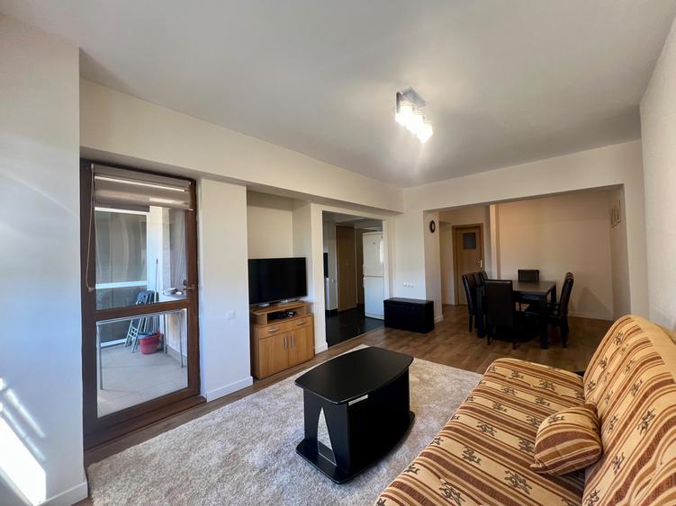 De inchiriat apartament cu 3 camere, semidecomandat, 80mp, zona Marasti
