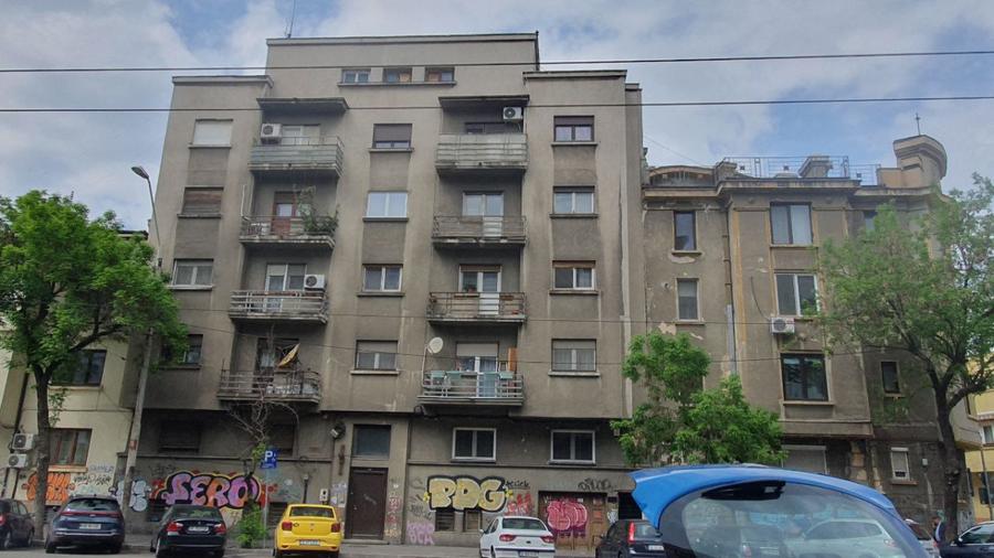 Apartament spatios 4 Camere langa Metrou Gara de Nord