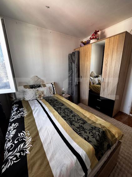 Apartament cu 4 camere, 79 mp, mobilat și utilat, zona Blocuri.