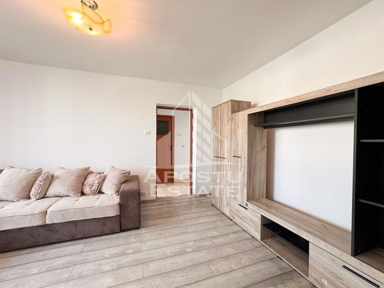 Apartament 2 camere, renovat, centrala proprie, Generala 2, Hunedoara
