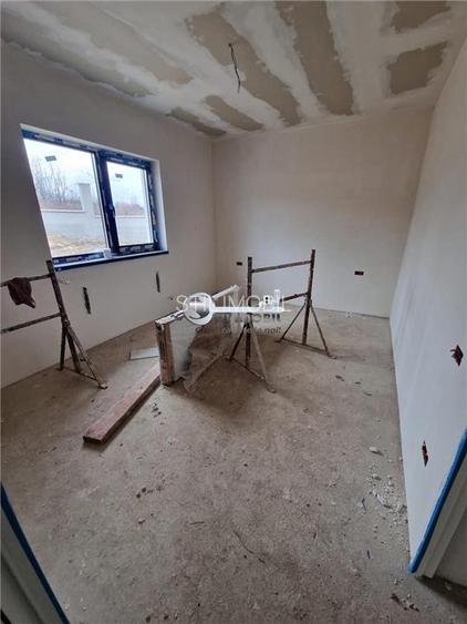 Casa de vanzare I Paun, Barnova I 4 camere, 2 bai I 500 mp teren - 21