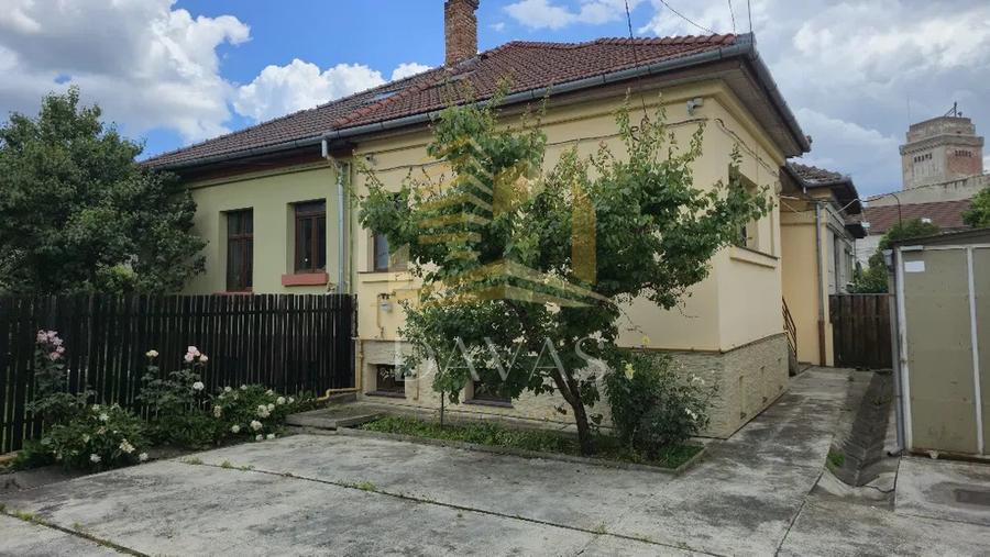 Casa individuală 5 camere + Graj inclusă in preț 2-4 mașini | Marasti | Clujana