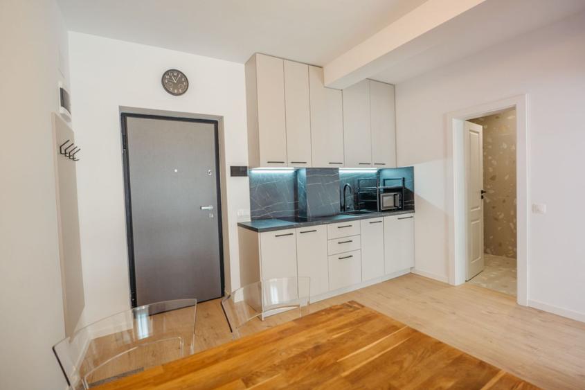 Apartament Ultracentral | 2 Camere | Prima Închiriere | Parcare