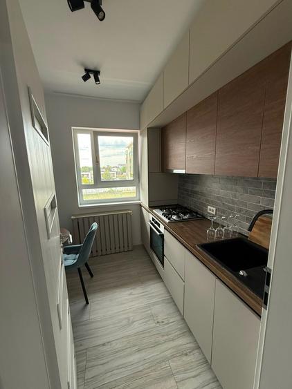2 cam Ghencea -compl Jovial 3 parcare privata