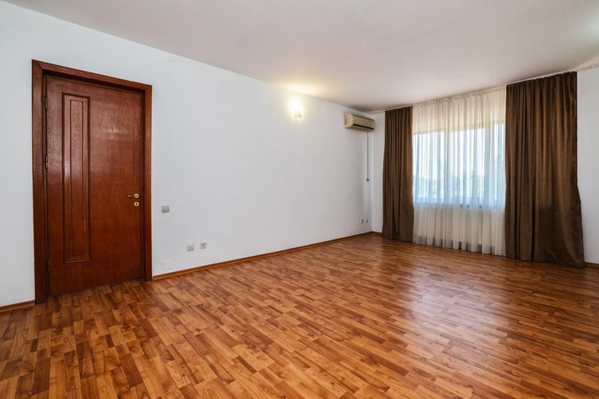 Proprietate premium vis-a-vis de noul Stadion Nicolae Dobrin