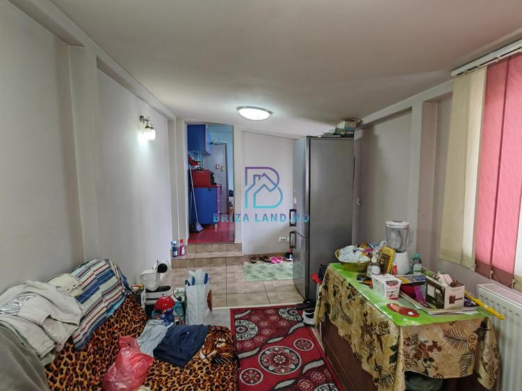 Soseaua Chitilei, zona Razelor, casa 2 corpuri, 6 camere, 4 bai, teren 213 mp