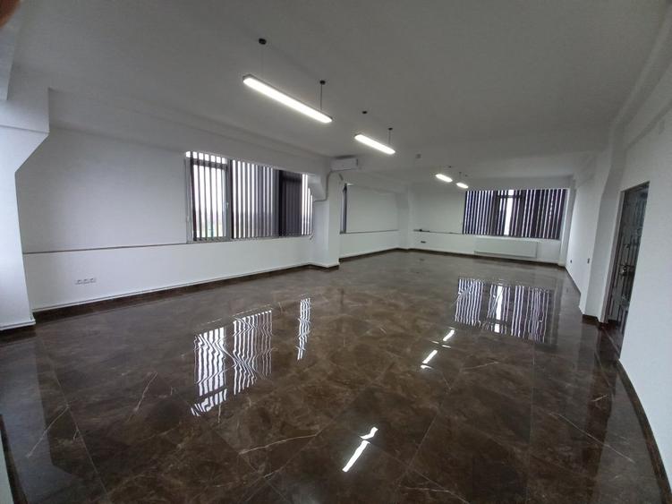 Spatii birouri metrou Anghel Saligny cu loc de parcare