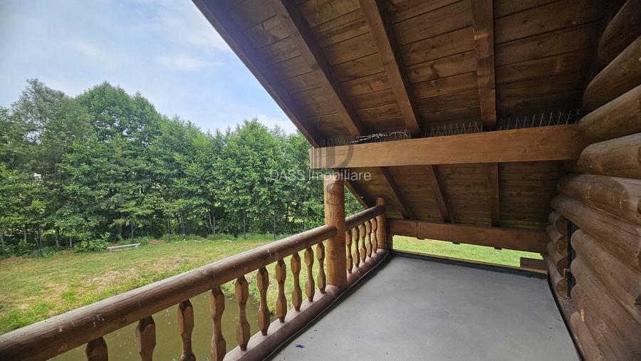 Chalet din busteni cu vedere panoramica spre Muntii Fagaras Tocile - 14