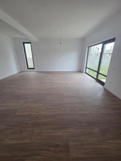 Vila singulara P+1E+M-Bragadiru Toamnei-Finisaje incluse
