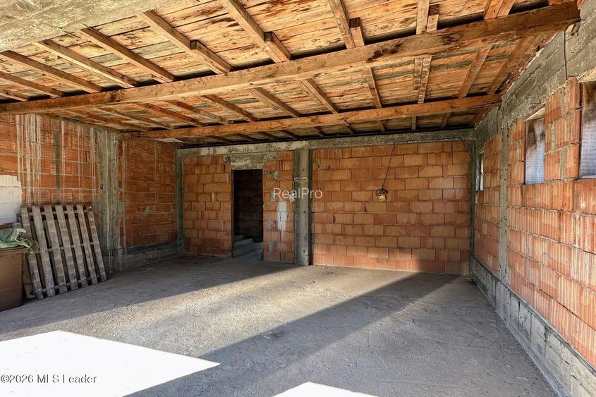 Domnesti - casa 276 mp, teren 572 mp, garaj, personalizabila - 31