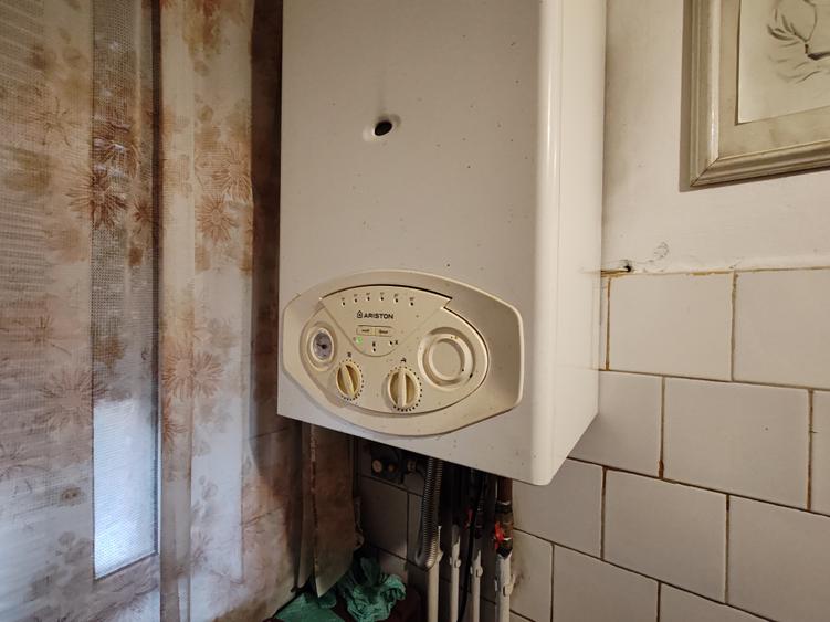 Apartament 2 camere zona Florilor
