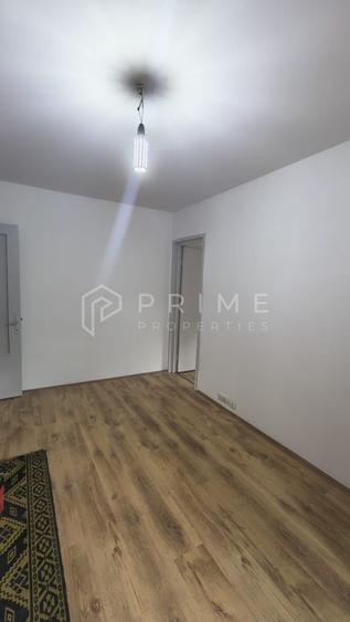 Apartament 2 camere, etaj intermediar, Dâmbu Pietros