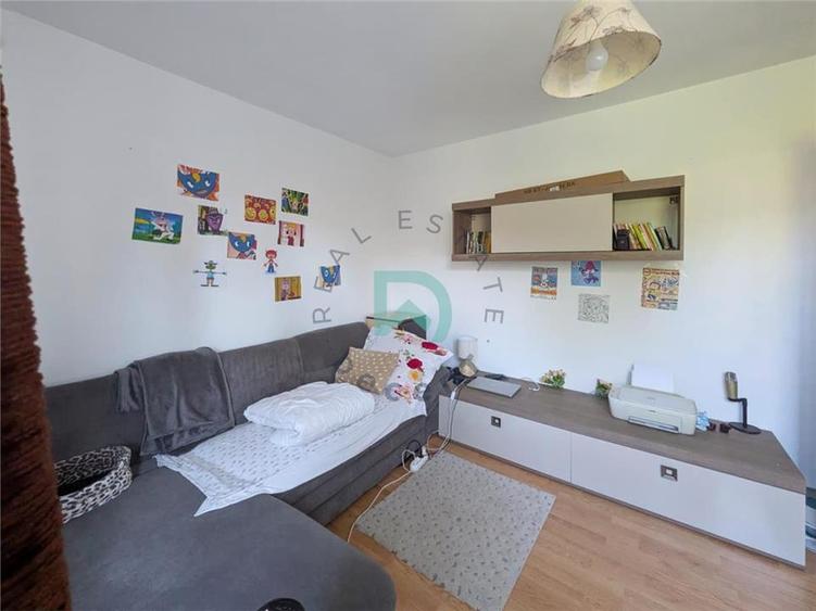 Vand apartamente 3 camere Garii, Brasov