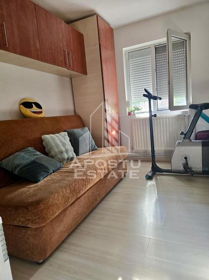 Apartament 3 camere de vanzare, zona Circumvalatiunii, Timisoara