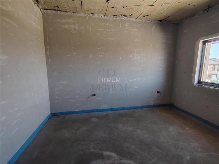 DUPLEX SPATIOS - ZONA BUNA - TOATE UTILITATILE - 7