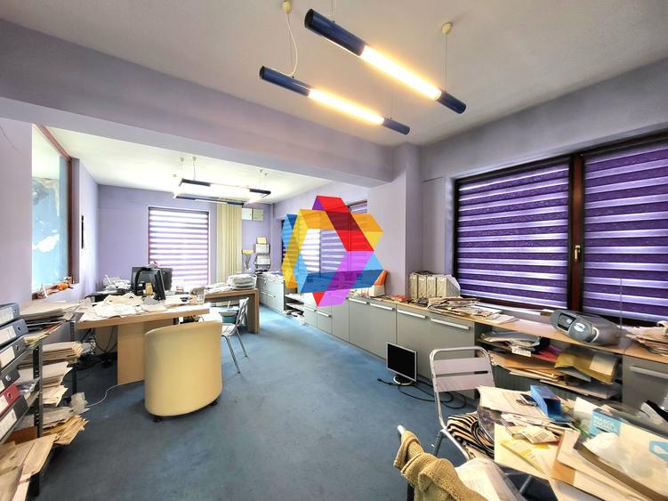 Showroom cu teren de 4450 mp #plus-imo.ro
