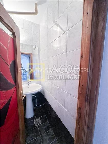 De inchiriat | Apartament de 75 mp utili in zona centrala a Bacaului - 12