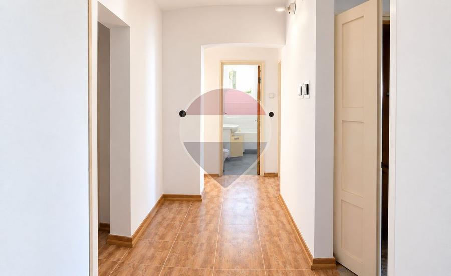 Apartament de vânzare 3 camere| BL Republicii, Ploiești