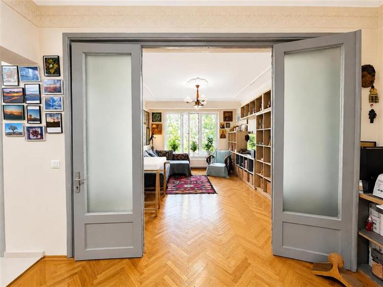 Apartament deosebit în Piața Civică Tulcea | 90 mp | 2 băi |