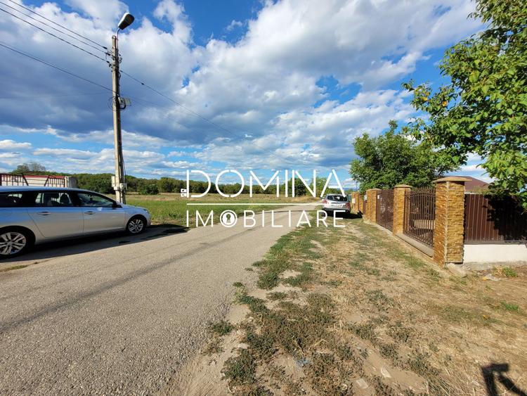Vanzare teren intravilan cu PUZ, situat in Targu-Jiu, localitatea Slobozia
