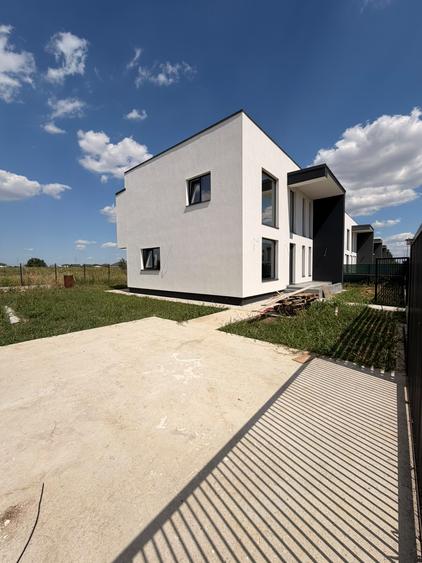 Casă P+1 |  4 camere | 2 bai | 394 mp teren | Berceni