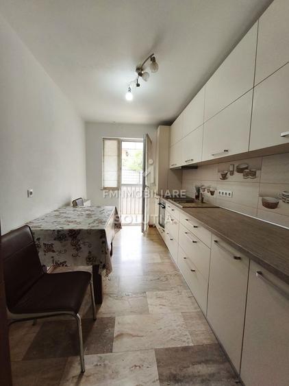 Apartament 2 camere de închiriat | 2 locuri de parcare | Zona Europa