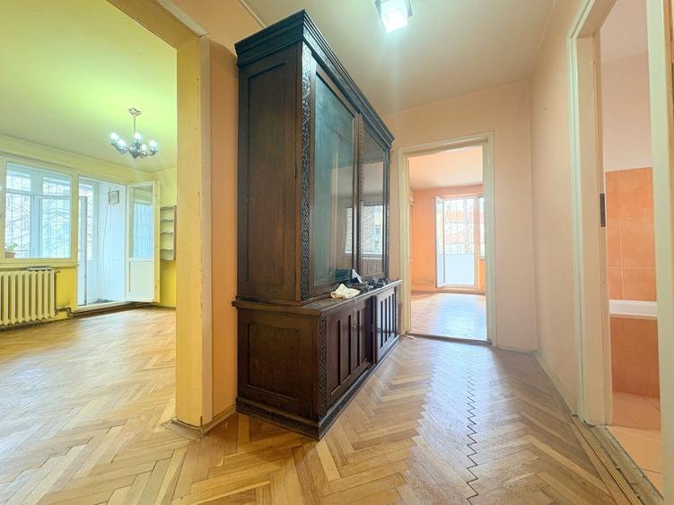3 camere, parter inalt, spatios - zona Ultracentrala