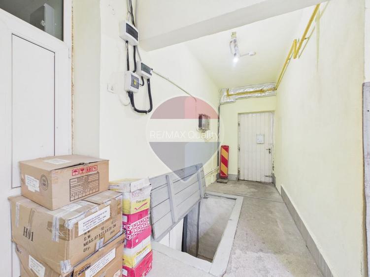 Casa cu 8 camere de vanzare | rezidential si comercial | Nerva Traian - 14