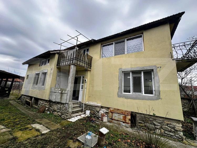 Casa P+M si 400 mp teren, zona Stanesti