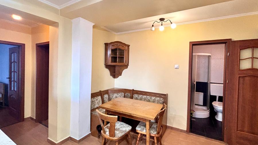 Apartament 3 camere in Centrul Civic al Oradiei, mobilat si utilat