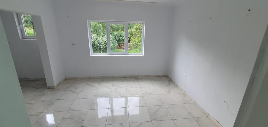 Casă + teren de vânzare în Șișești, Maramureș