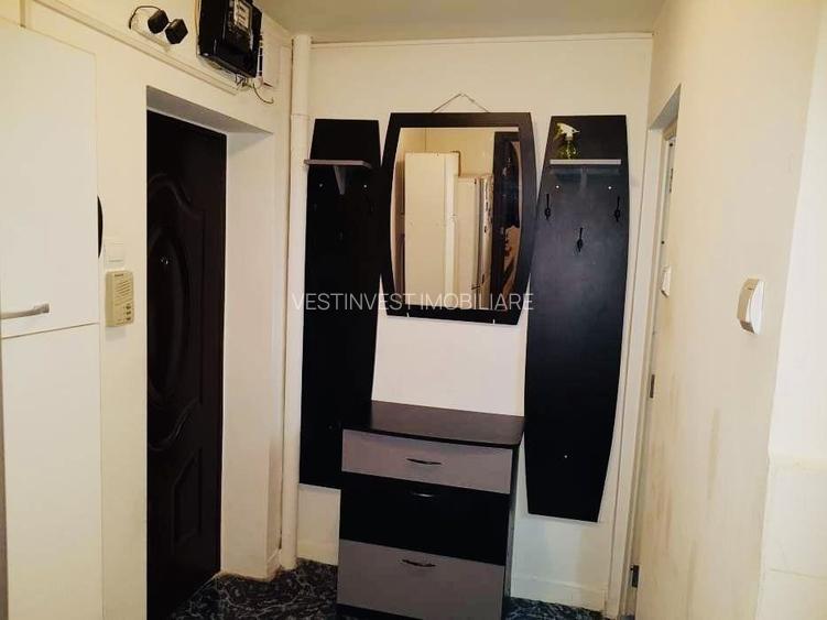 Apartament cu 2 camere semidecomandat zona Rogerius - 17