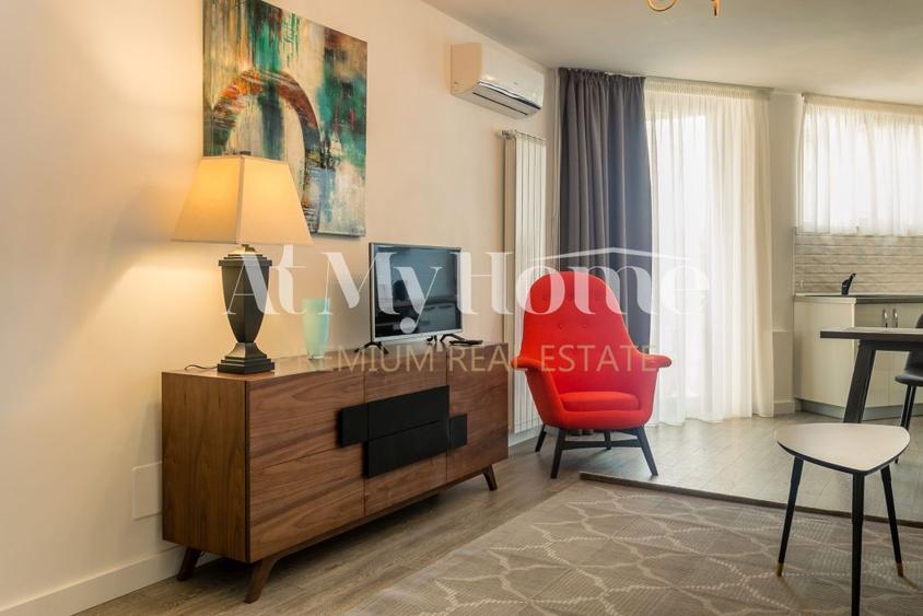 Apartament NOU ultracentral cu 2 camere, complet mobilat, terasa 15mp, 2 bai
