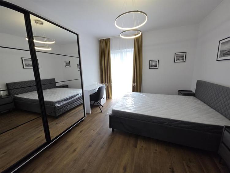 Apartament cu 3 camere lux zona La Terenuri - 13