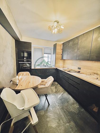 Apartament 3 camere, parcare, Qualis 2 - 13 Decembrie