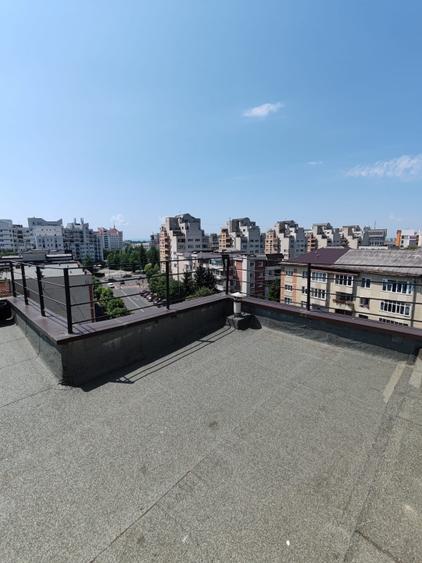 Apartament 2 camere 50 mp, terasă 50 mp, vedere panoramică, zona Ultracentral