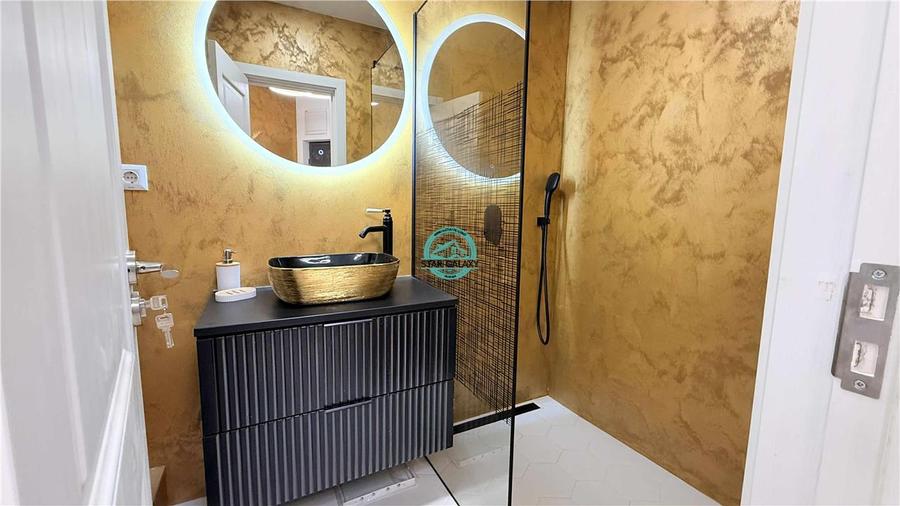 Vand Penthouse in Complexul Concept 9, Et. 8, la 2 min. de Shopping City