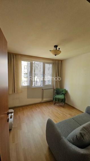 OCAZIE 3 CAM DECOMANDAT/CENTRALA PROPRIE /LOC PARCARE BRANCOVEANU ET 1 - 6