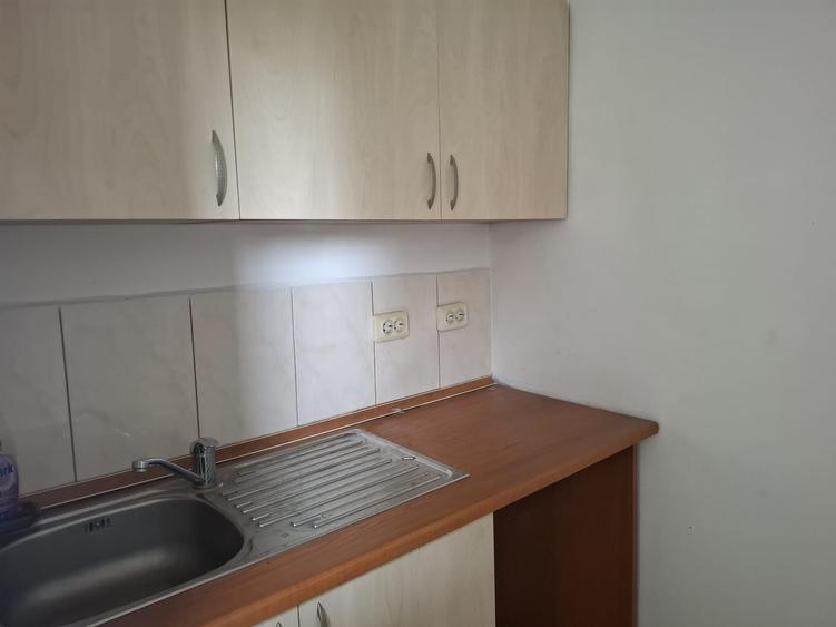 Apartament cu 3 camere de inchiriat in zona Piata Alba Iulia - Burebista